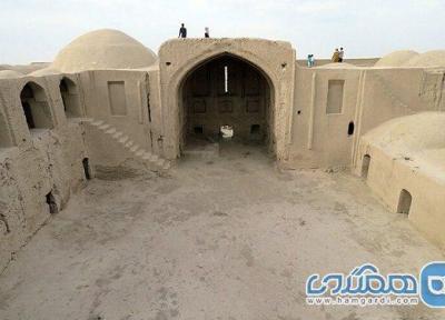 قلعه رستم بنایی باشکوه در کویر سیستان است