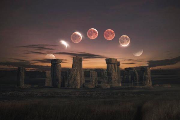 دیدنی ترین عکس ها از ماه گرفتگی (خسوف) کامل در سراسر دنیا