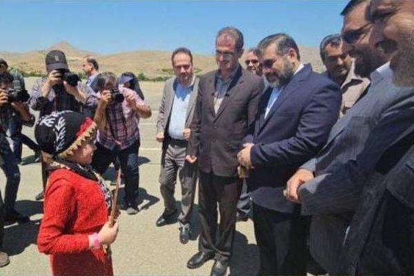 وزیر فرهنگ و ارشاد اسلامی وارد استان کردستان شد