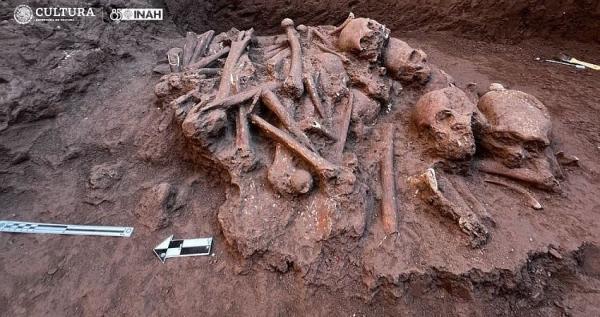 کشف گور 1500 ساله در مکزیک
