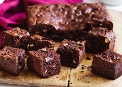 طرز تهیه کیک براونی شکلاتی لذیذ با روش ساده